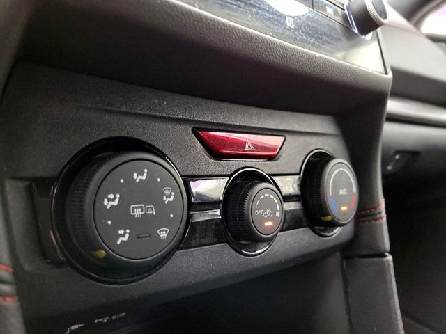 Photo of 2022 White Subaru Impreza