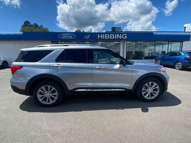 Photo of 2024 Silver Metallic Ford Explorer