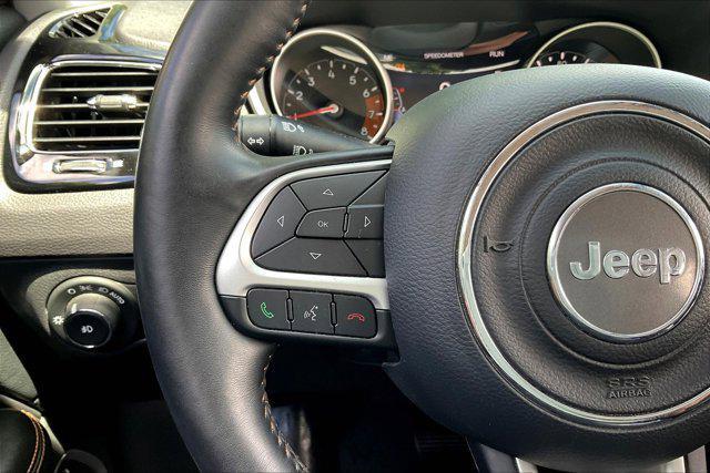 Photo of 2018 White Clearcoat Jeep Compass