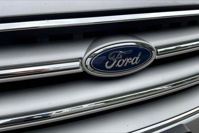 Photo of 2018 Ingot Silver Metallic Ford Escape