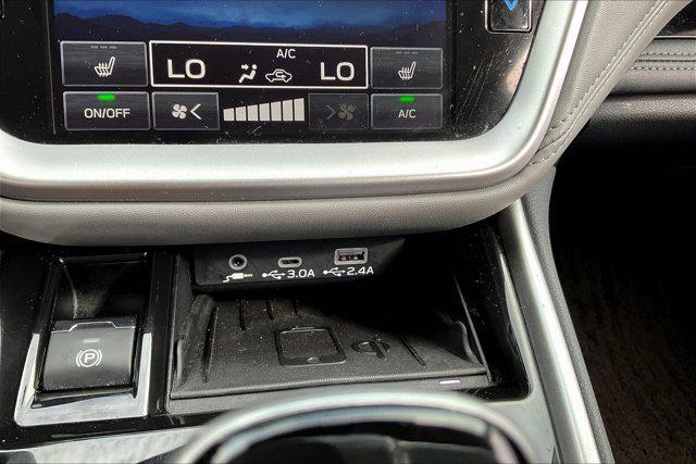 Photo of 2024 Ice Silver Metallic Subaru Outback