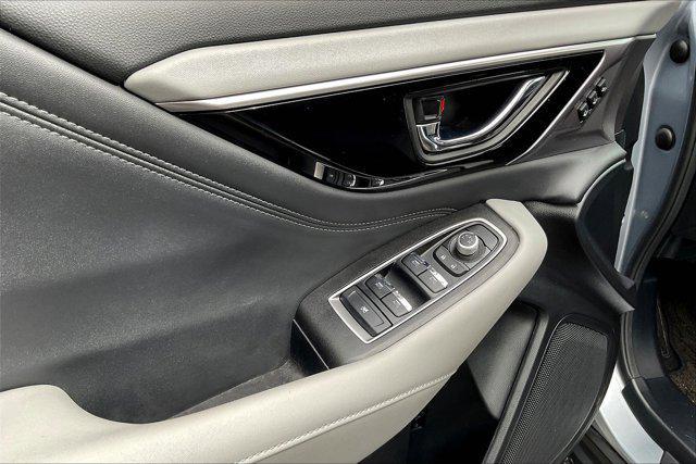 Photo of 2024 Ice Silver Metallic Subaru Outback