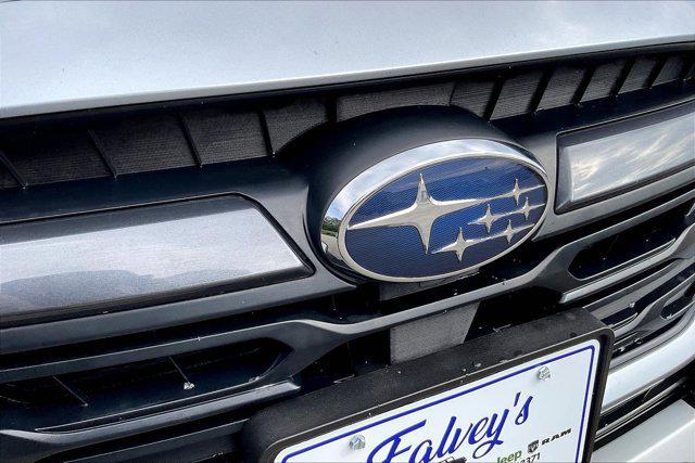 Photo of 2024 Ice Silver Metallic Subaru Outback