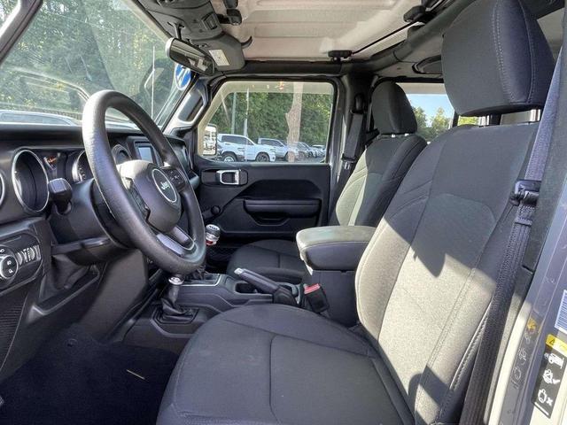 Photo of 2021 Sting Gray Clearcoat Jeep Gladiator