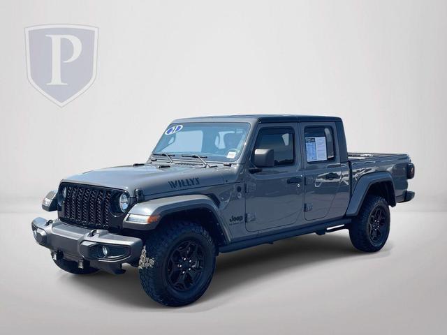 Photo of 2021 Sting Gray Clearcoat Jeep Gladiator