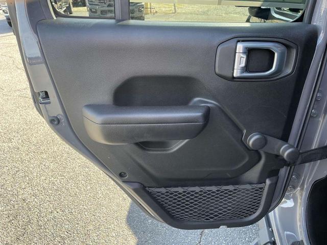 Photo of 2021 Sting Gray Clearcoat Jeep Gladiator