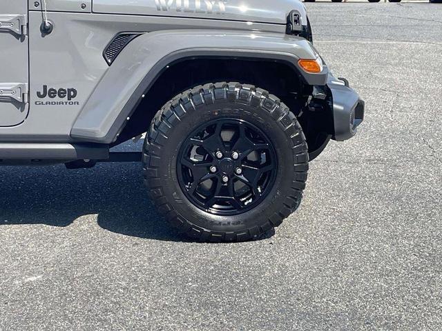 Photo of 2021 Sting Gray Clearcoat Jeep Gladiator
