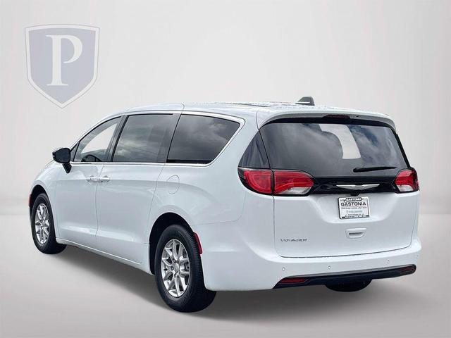 Photo of 2025 Bright White Clearcoat Chrysler Voyager