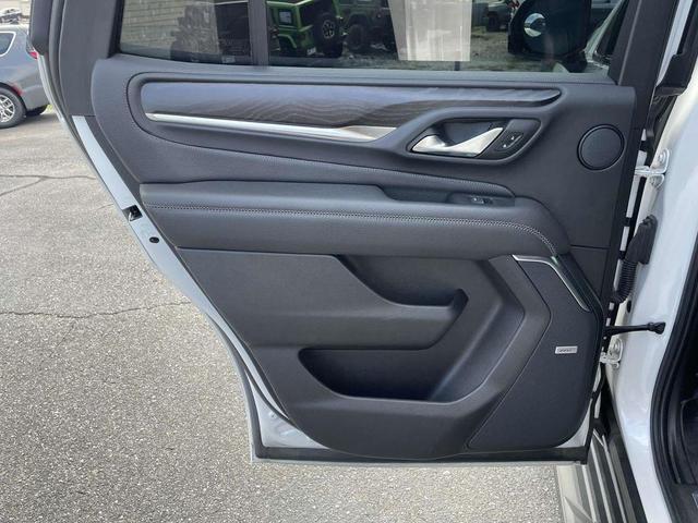 Photo of 2021 White Frost Tri-Coat GMC Yukon