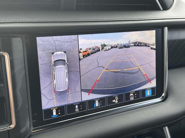 Photo of 2021 White Frost Tri-Coat GMC Yukon