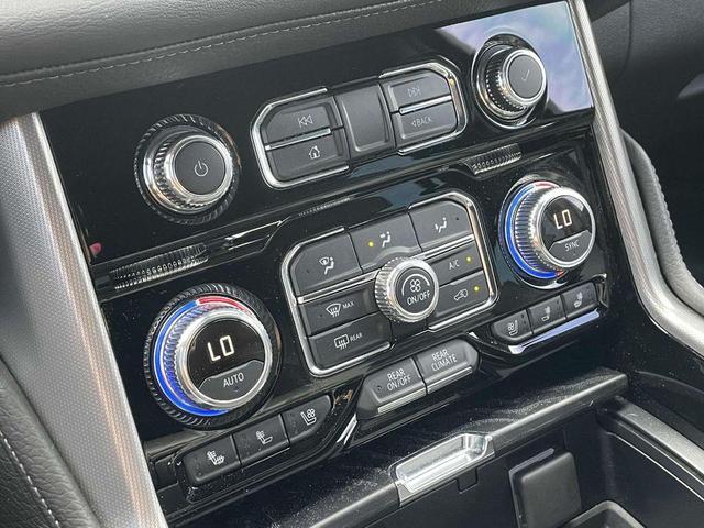 Photo of 2021 White Frost Tri-Coat GMC Yukon