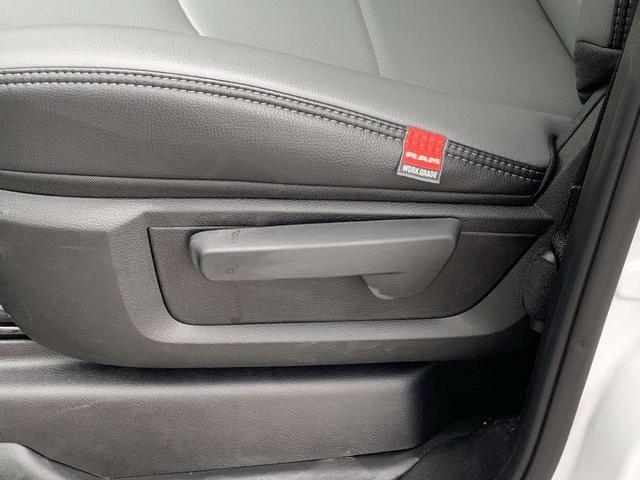 Photo of 2025 Bright White Clearcoat RAM 2500