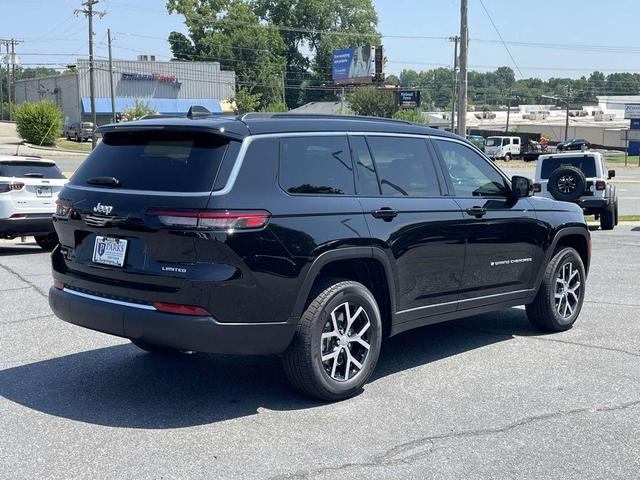 Photo of 2025 Diamond Black Jeep Grand Cherokee L