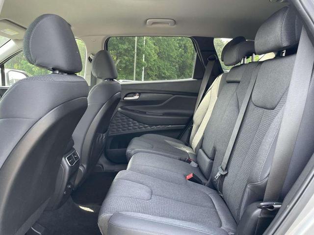 Photo of 2023 Shimmering Silver Hyundai SANTA FE