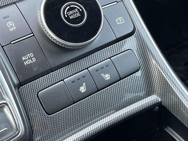 Photo of 2023 Shimmering Silver Hyundai SANTA FE