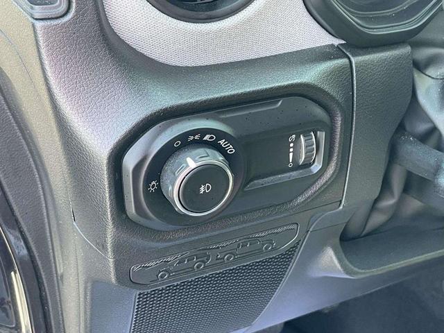 Photo of 2024 Granite Crystal Clearcoat Metallic Jeep Wrangler