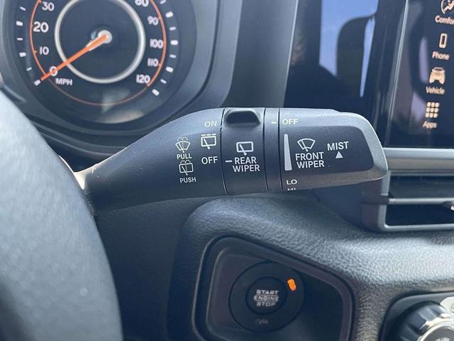 Photo of 2024 Granite Crystal Clearcoat Metallic Jeep Wrangler