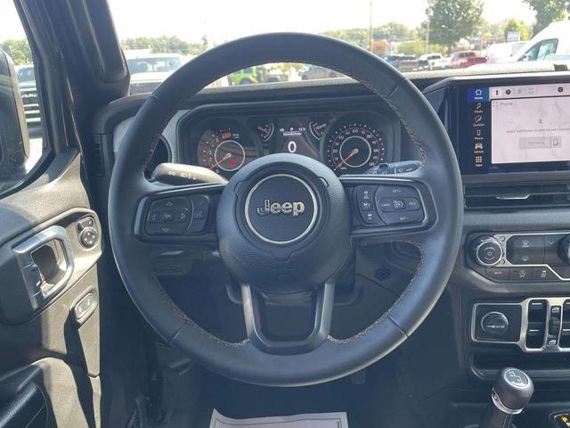 Photo of 2024 Granite Crystal Clearcoat Metallic Jeep Wrangler