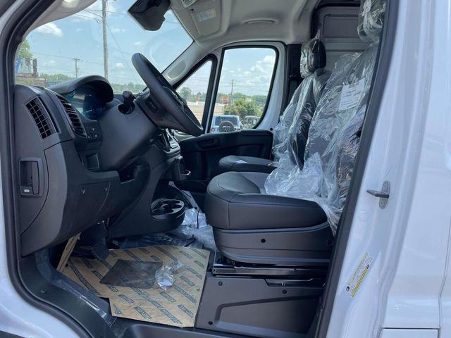 Photo of 2025 Bright White Clearcoat RAM ProMaster 2500