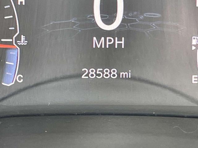 Photo of 2022 Granite Crystal Clearcoat Metallic Jeep Compass