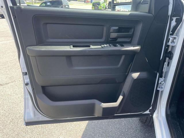 Photo of 2025 Bright White Clearcoat RAM 2500