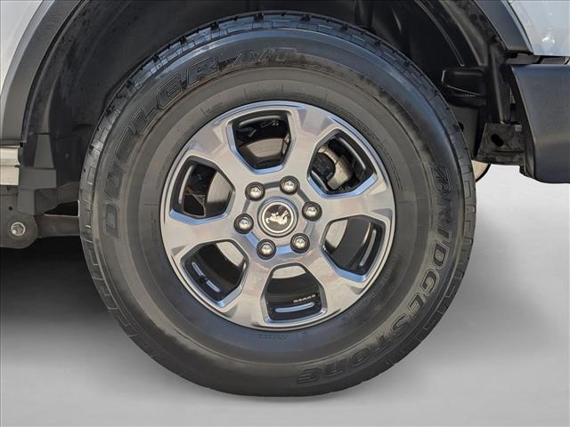 Photo of 2021 Oxford White Ford Bronco