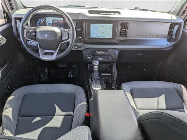 Photo of 2021 Oxford White Ford Bronco