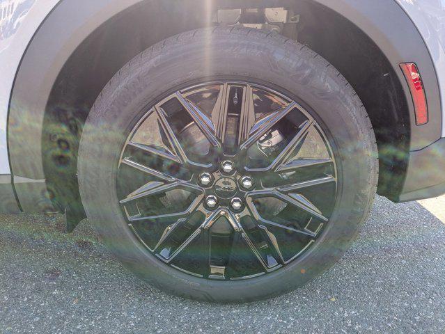 Photo of 2025 Glacier Gray Metallic TriCoat Ford Mustang Mach-E
