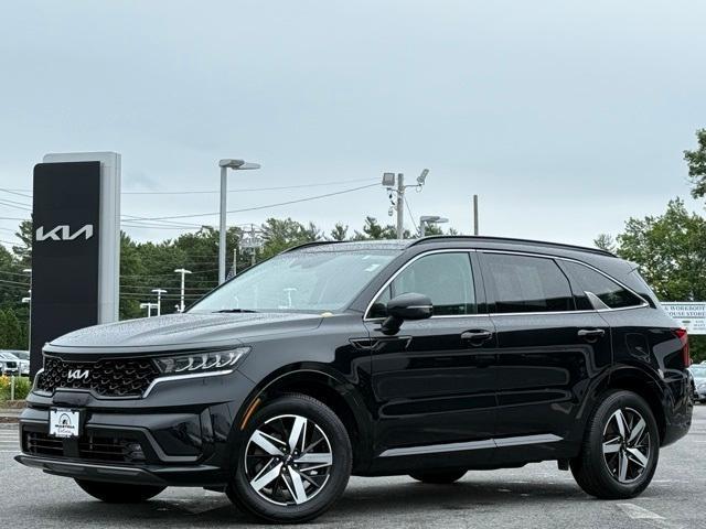 Photo of 2022 Ebony Black Kia Sorento