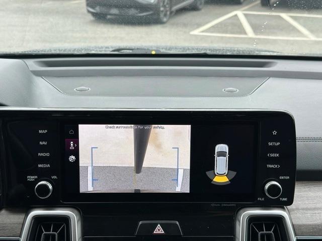 Photo of 2022 Ebony Black Kia Sorento