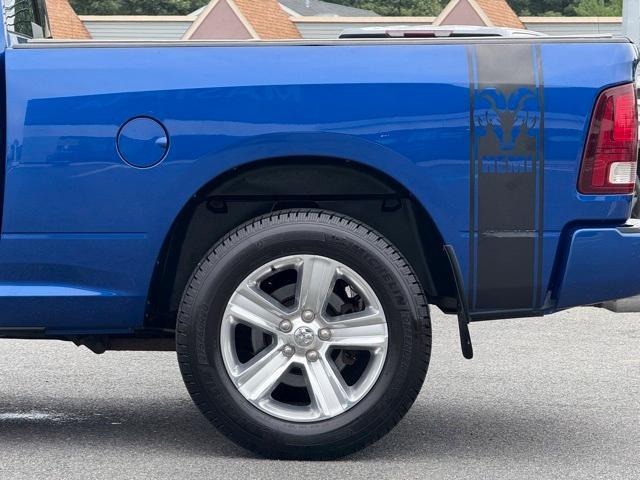 Photo of 2016 Blue Streak Pearlcoat RAM 1500