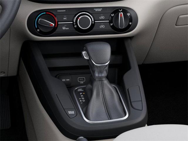 Photo of 2025 Mars Orange Kia Soul