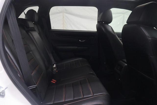 Photo of 2025 White Honda CR-V Hybrid