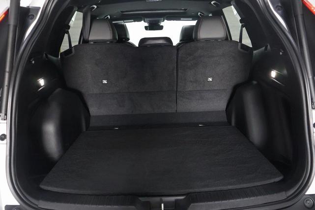Photo of 2025 White Honda CR-V Hybrid