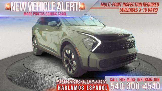 Photo of 2024 Jungle Green Kia Sportage