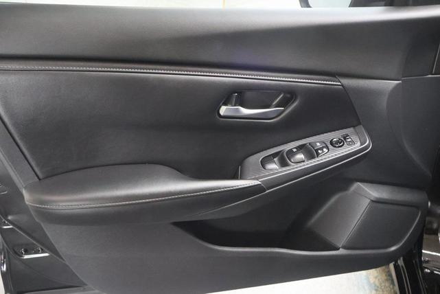 Photo of 2021 Black Nissan Sentra