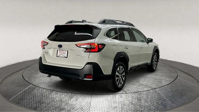 Photo of 2025 Crystal White Pearl Subaru Outback