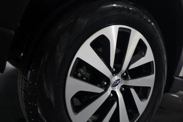 Photo of 2025 Crystal White Pearl Subaru Outback