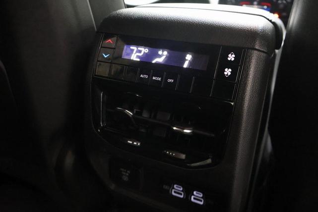 Photo of 2023 Bright White Clearcoat Jeep Grand Cherokee L