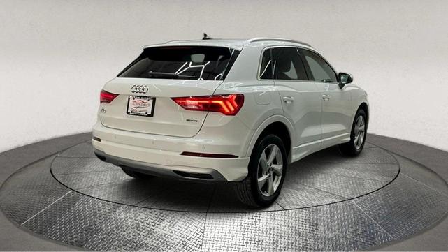 Photo of 2021 Ibis White Audi Q3