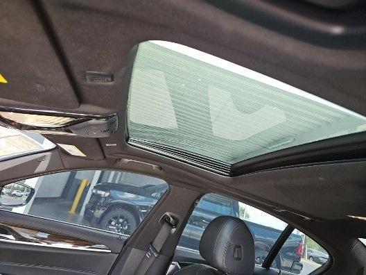 Photo of 2021 Jet Black BMW 530