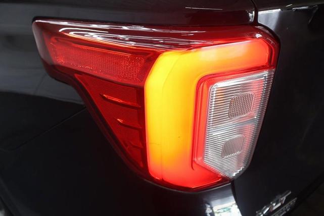 Photo of 2020 Black Ford Explorer