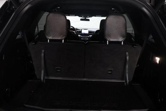 Photo of 2020 Black Ford Explorer