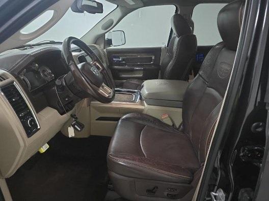 Photo of 2016 Brilliant Black Crystal Pearlcoat RAM 1500