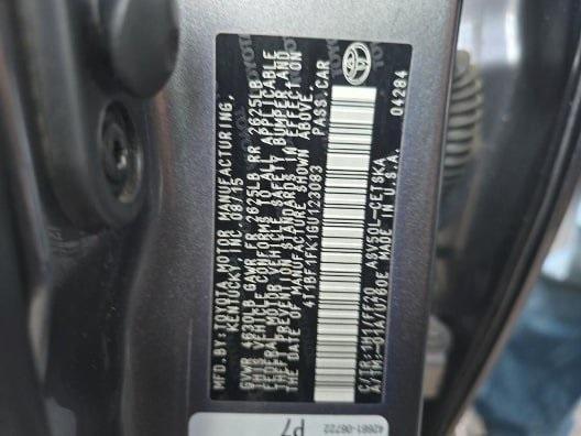 Photo of 2016 Gray Toyota Camry