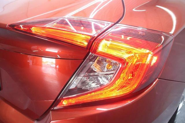 Photo of 2021 Burgundy Honda Civic