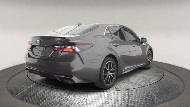 Photo of 2024 Gray Toyota Camry