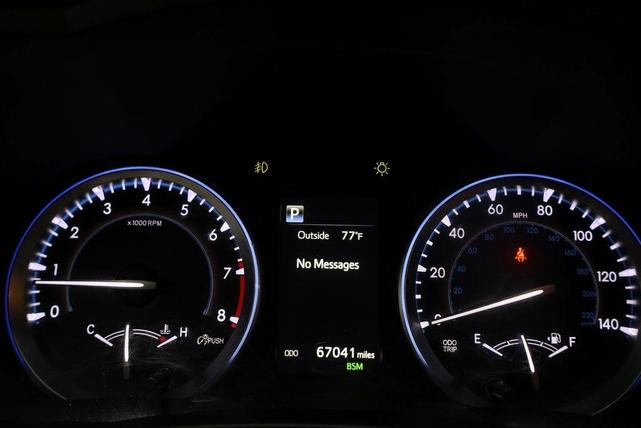 Photo of 2018 Black Toyota Highlander