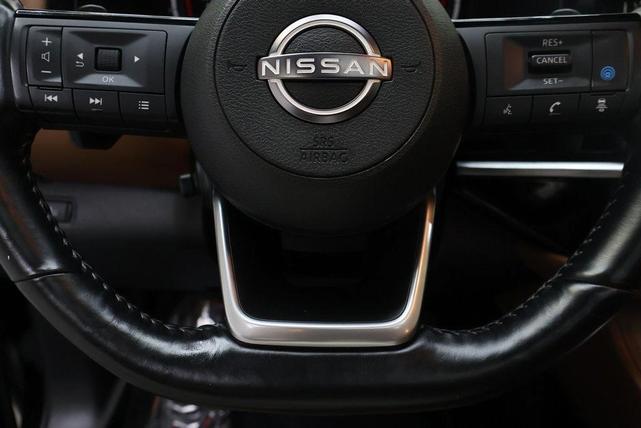 Photo of 2022 Black Nissan Pathfinder
