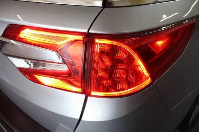 Photo of 2019 Silver Honda Odyssey
